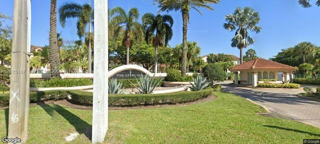 16203 Glenmoor Dr 16203, West Palm Beach, FL 33409