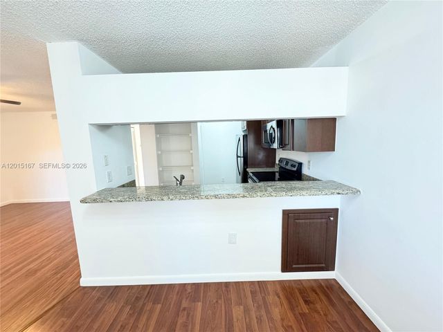 16203 Glenmoor Dr 16203, West Palm Beach, FL 33409