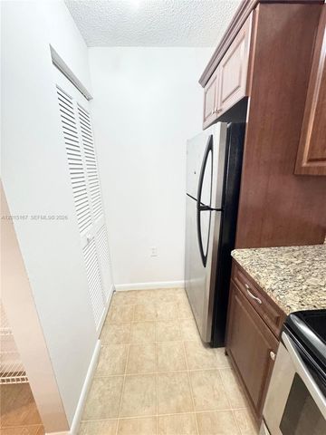 16203 Glenmoor Dr 16203, West Palm Beach, FL 33409