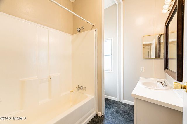 135 Fremont Drive, Lafayette, LA 70506