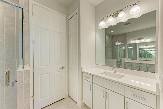 172 VAN GOGH COVE, Bradenton, FL 34212