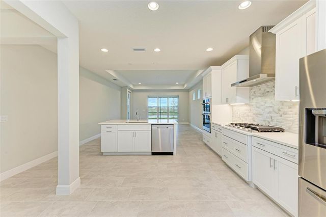 172 VAN GOGH COVE, Bradenton, FL 34212