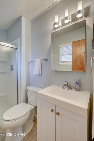 2727 S Minnesota Avenue, Joplin, MO 64804