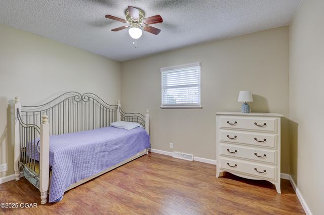 2727 S Minnesota Avenue, Joplin, MO 64804