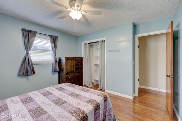 2727 S Minnesota Avenue, Joplin, MO 64804