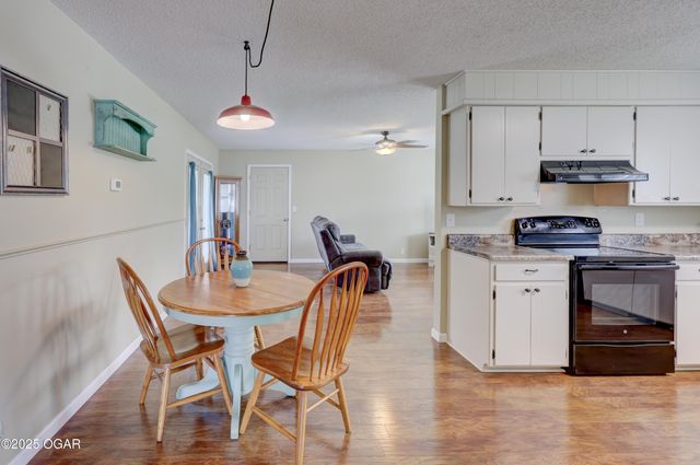 2727 S Minnesota Avenue, Joplin, MO 64804