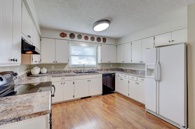 2727 S Minnesota Avenue, Joplin, MO 64804