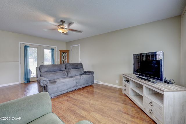 2727 S Minnesota Avenue, Joplin, MO 64804