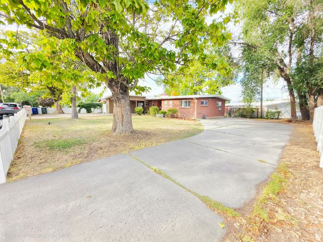 3413 HILLSDALE DR, West Valley City, UT 84119