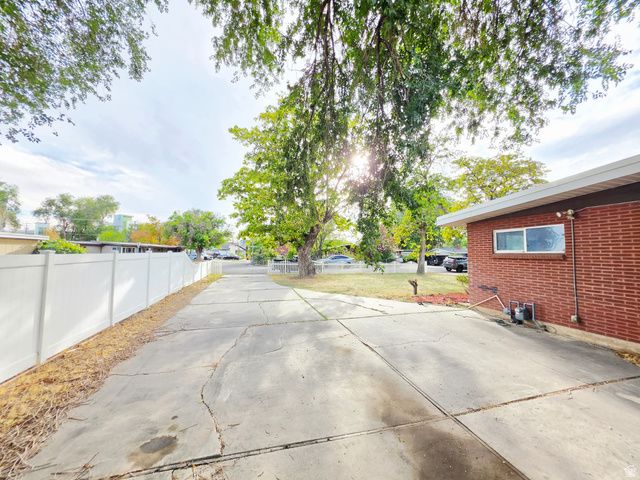 3413 HILLSDALE DR, West Valley City, UT 84119