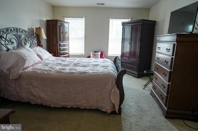 6812 ASSET DR, Landover, MD 20785