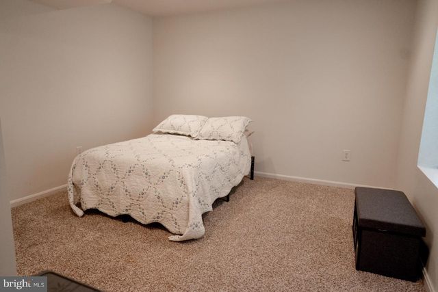 6812 ASSET DR, Landover, MD 20785