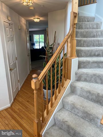 6812 ASSET DR, Landover, MD 20785
