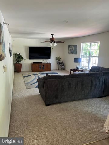 6812 ASSET DR, Landover, MD 20785
