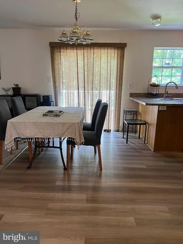 6812 ASSET DR, Landover, MD 20785