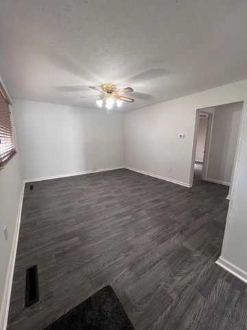 2901 Parsons Avenue, Columbus, OH 43207