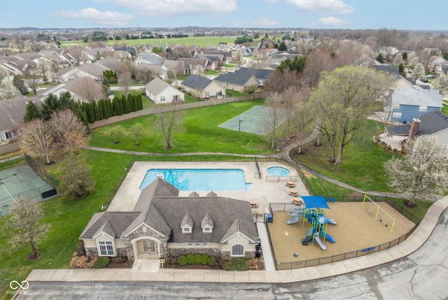 16858 Cimarron Pass, Noblesville, IN 46060