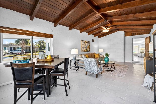 6701 BURLINGTON AVENUE N, St Petersburg, FL 33710