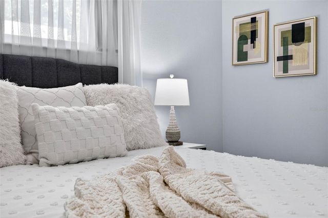 6701 BURLINGTON AVENUE N, St Petersburg, FL 33710