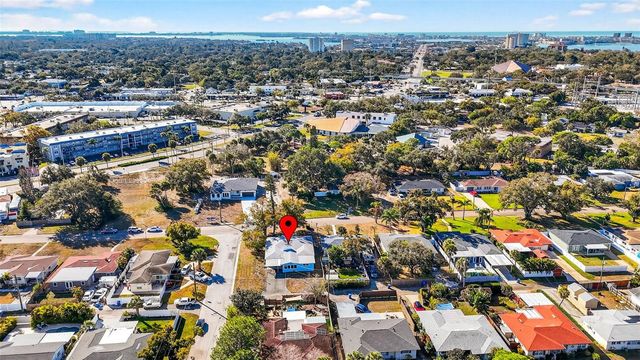 6701 BURLINGTON AVENUE N, St Petersburg, FL 33710