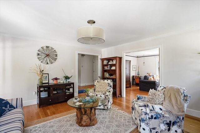 115 Sohier St, Cohasset, MA 02025