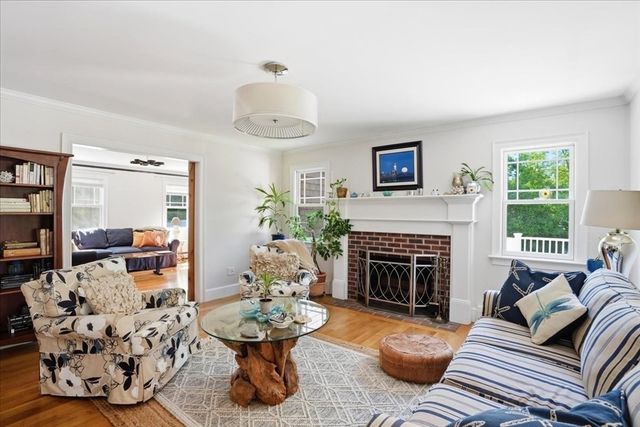 115 Sohier St, Cohasset, MA 02025