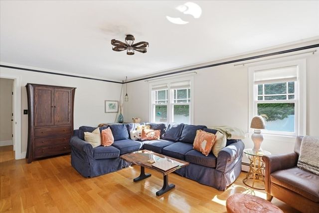 115 Sohier St, Cohasset, MA 02025