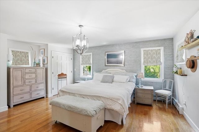 115 Sohier St, Cohasset, MA 02025