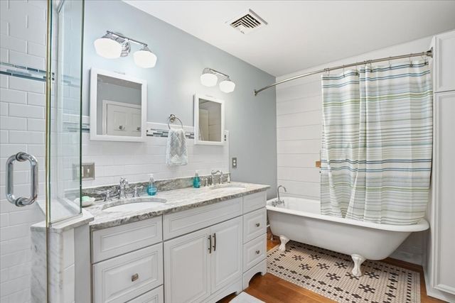 115 Sohier St, Cohasset, MA 02025