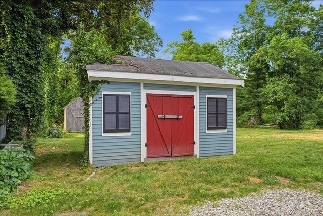 115 Sohier St, Cohasset, MA 02025