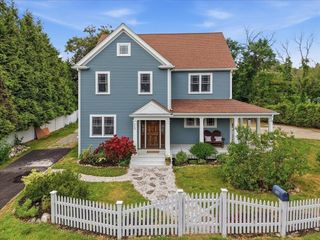 115 Sohier St, Cohasset, MA 02025