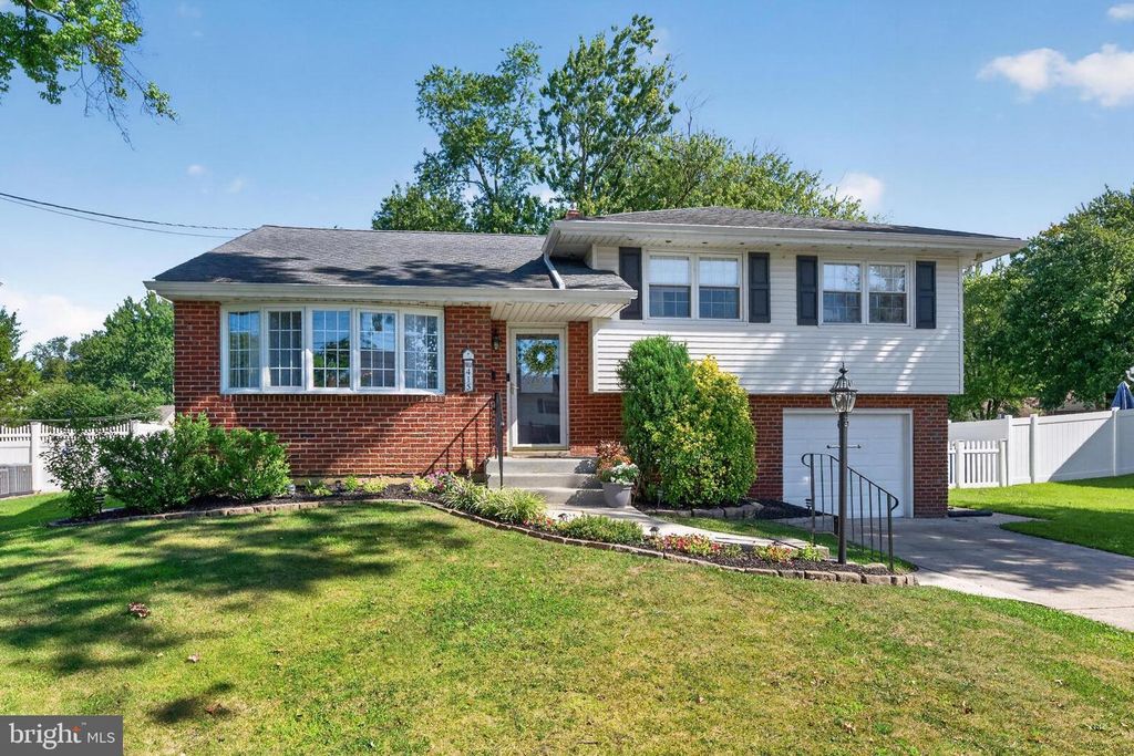 415 PRESTON ROAD, CHERRY HILL, NJ 08034 — exterior