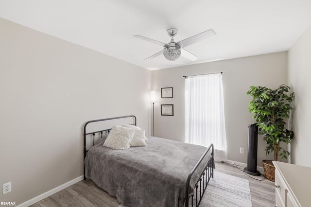 51759 Adler Park Drive, New Baltimore, MI 48051