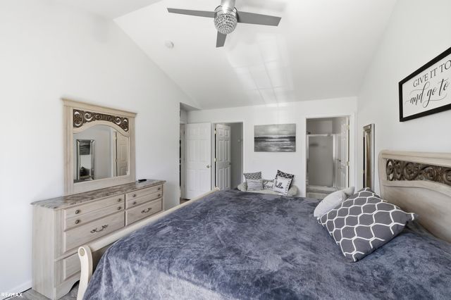 51759 Adler Park Drive, New Baltimore, MI 48051