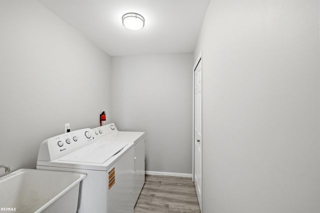 51759 Adler Park Drive, New Baltimore, MI 48051