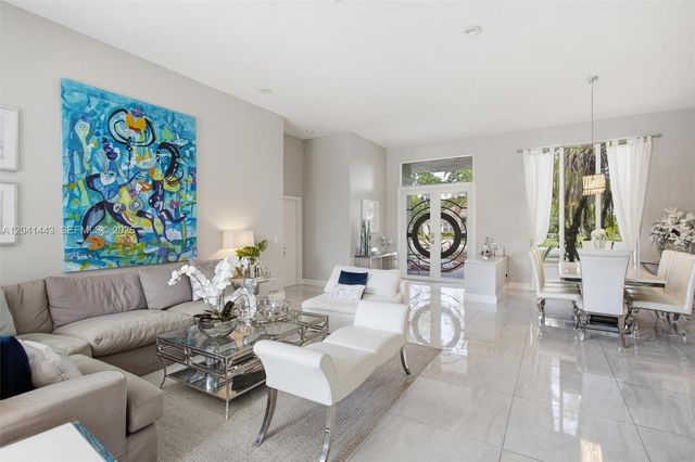 241 Fairmont Way, Weston, FL 33326