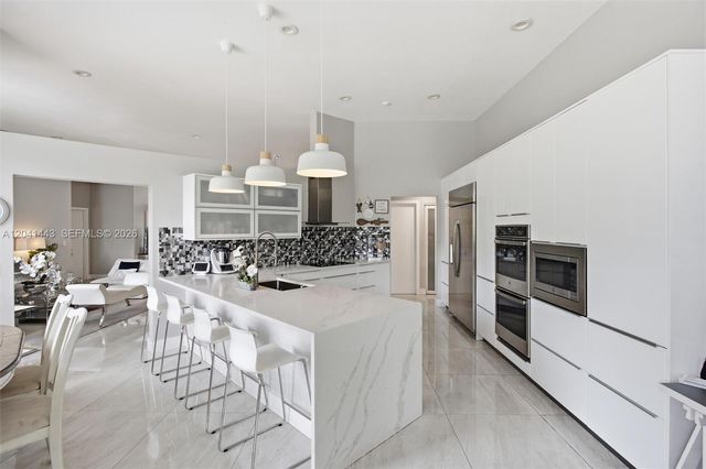 241 Fairmont Way, Weston, FL 33326