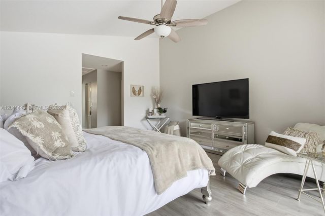 241 Fairmont Way, Weston, FL 33326