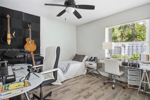 241 Fairmont Way, Weston, FL 33326