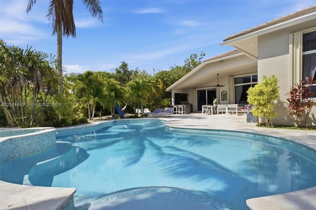 241 Fairmont Way, Weston, FL 33326