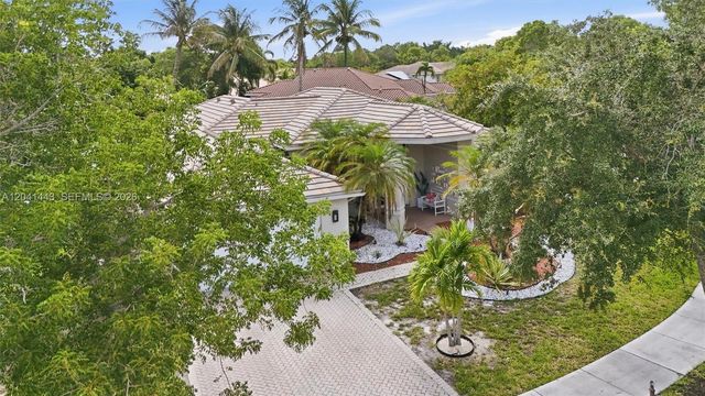 241 Fairmont Way, Weston, FL 33326
