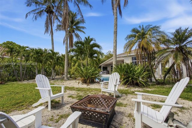 241 Fairmont Way, Weston, FL 33326