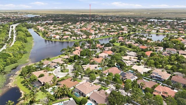 241 Fairmont Way, Weston, FL 33326