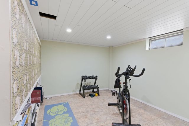 321 S Taylor Street, New Buffalo, MI 49117