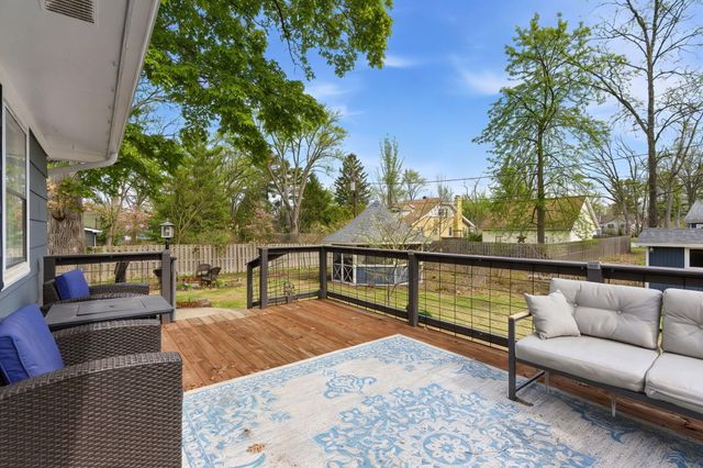 321 S Taylor Street, New Buffalo, MI 49117