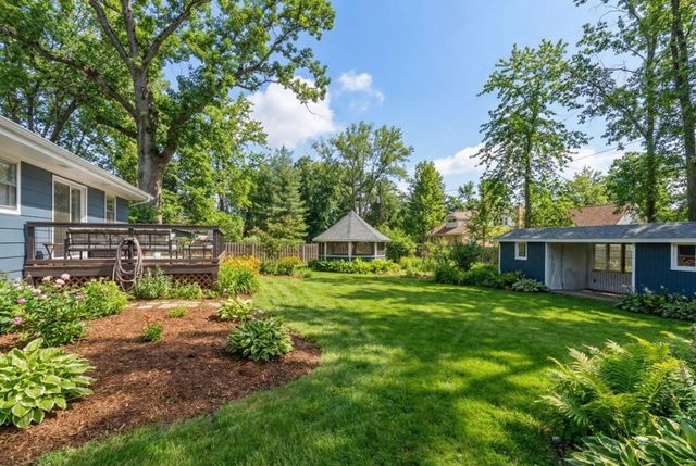 321 S Taylor Street, New Buffalo, MI 49117