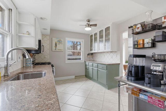 321 S Taylor Street, New Buffalo, MI 49117