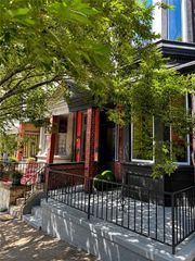 253 Fisk St, Lawrenceville, PA 15201