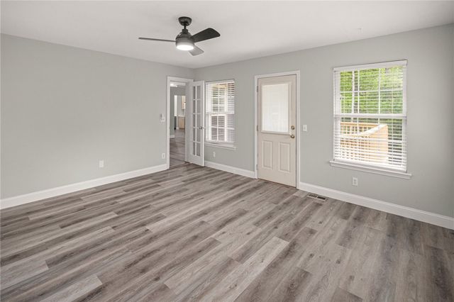 6 Swanage Drive, Bella Vista, AR 72715
