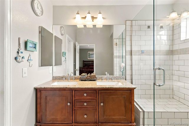 22262 E Navarro Place, Aurora, CO 80018